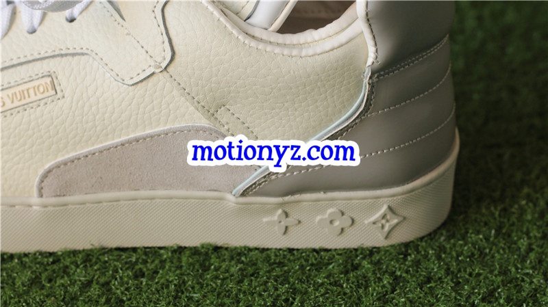 Brand Sneaker Low Top Cream White